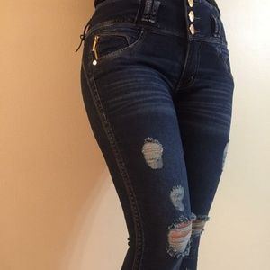 Meet your Posher, Nanda